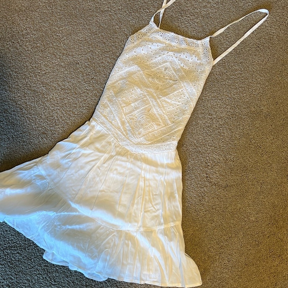 NWT Lulu's White Halter Mini Sundress - Picture 2 of 9